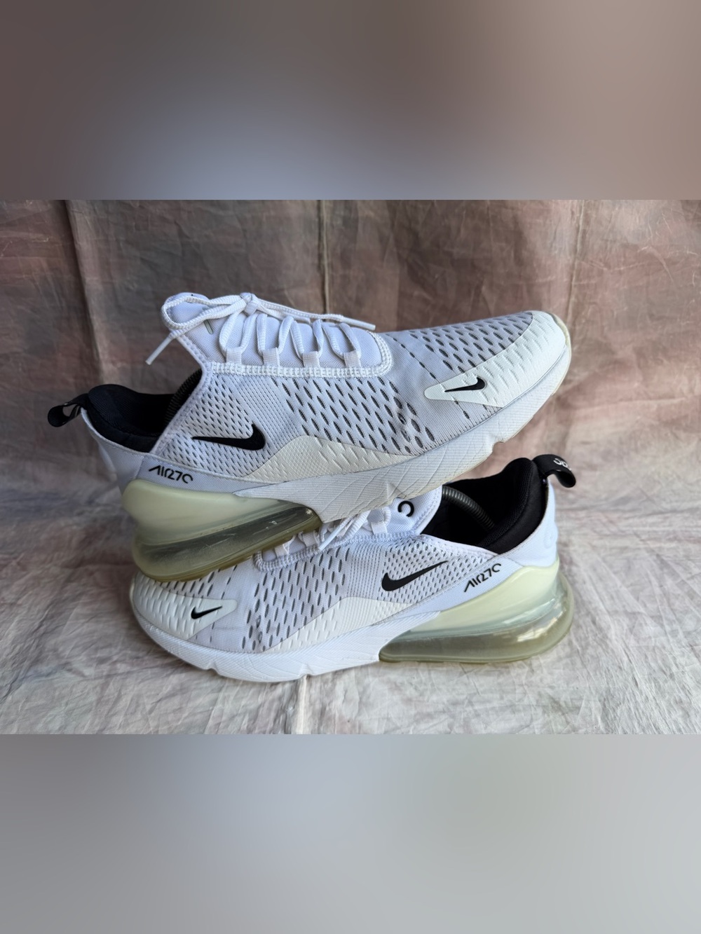 Nike Air Max 270 menβs size 10.5